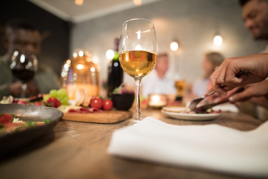 A Food Lover’s Guide to Aircraft Manor: The Flavorful Heart of Long Beach
