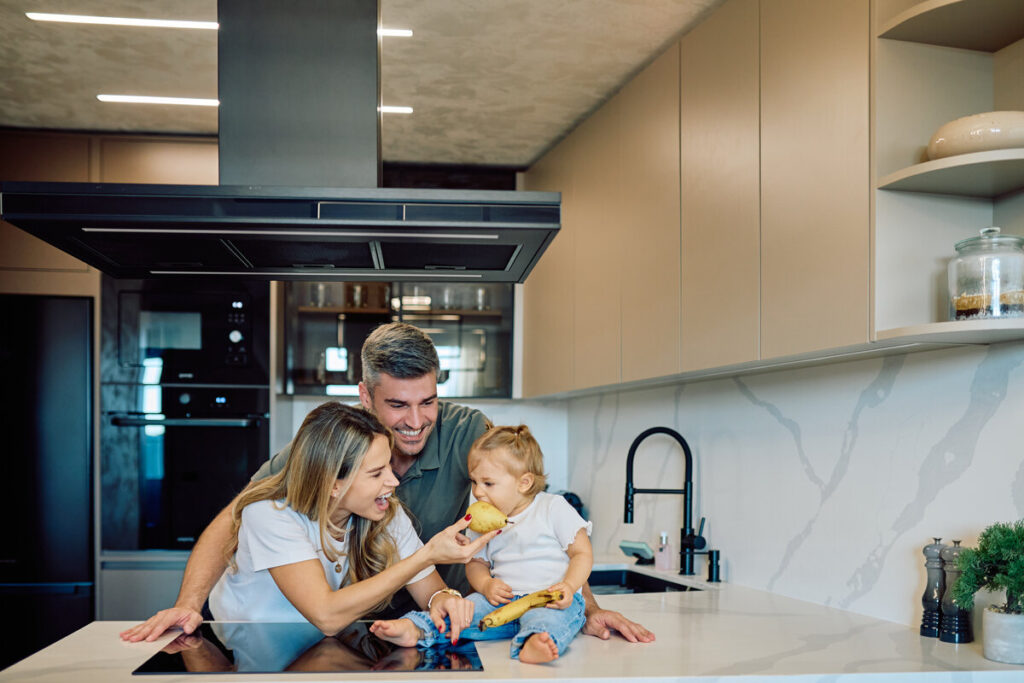 Living in Aircraft Manor, Long Beach: A Close-Knit Community with Retro Charm and Modern Convenience